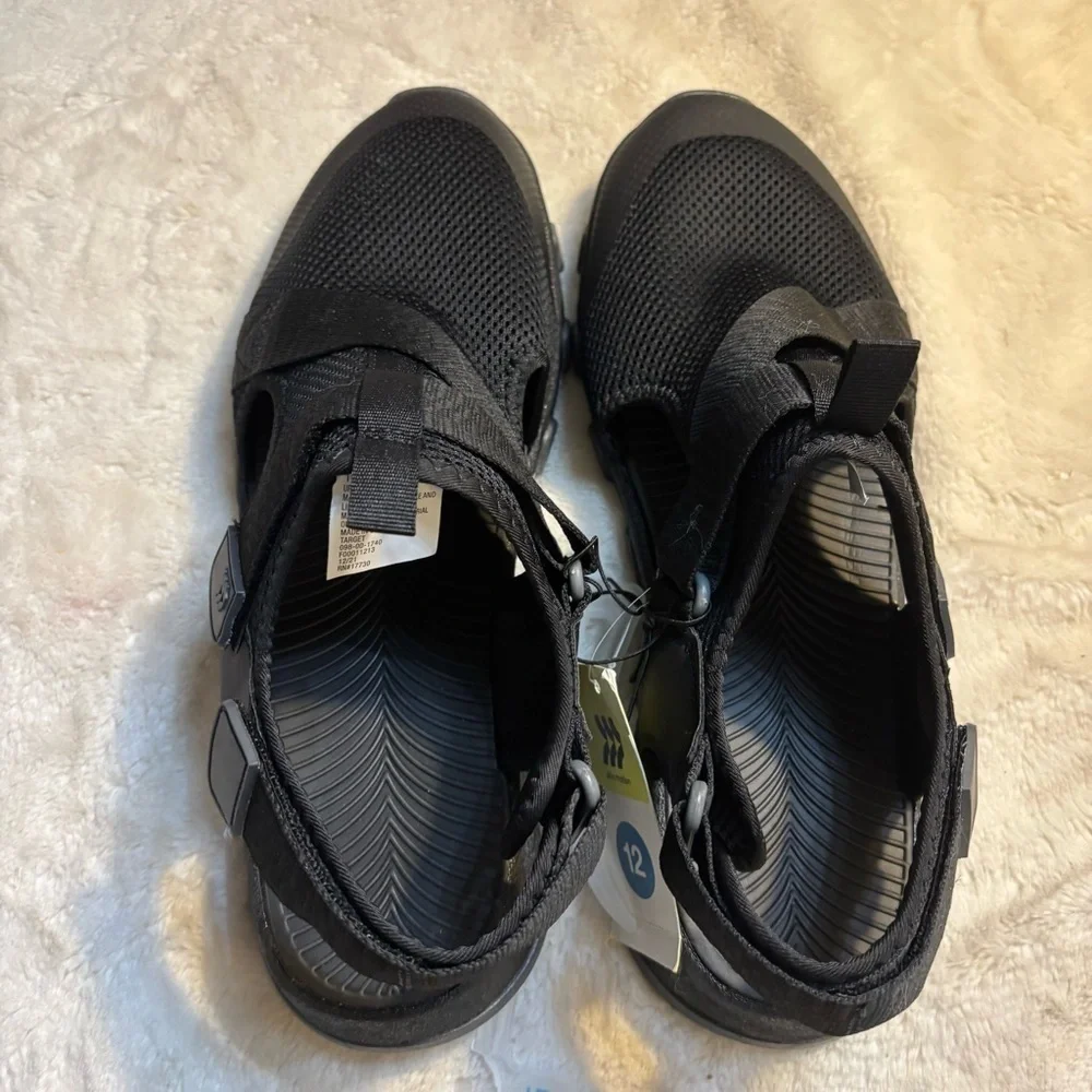 NWT Men’s Water Shoes Size 12 Black Adventure Sandals All in Motion BlackJay